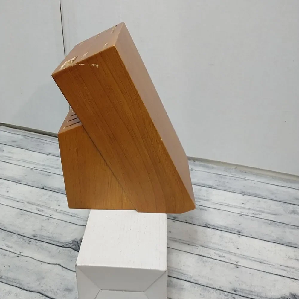 Chicago Cutlery Oak Wooden Knife Block 14 Slots Vintage. Condition is Used.
